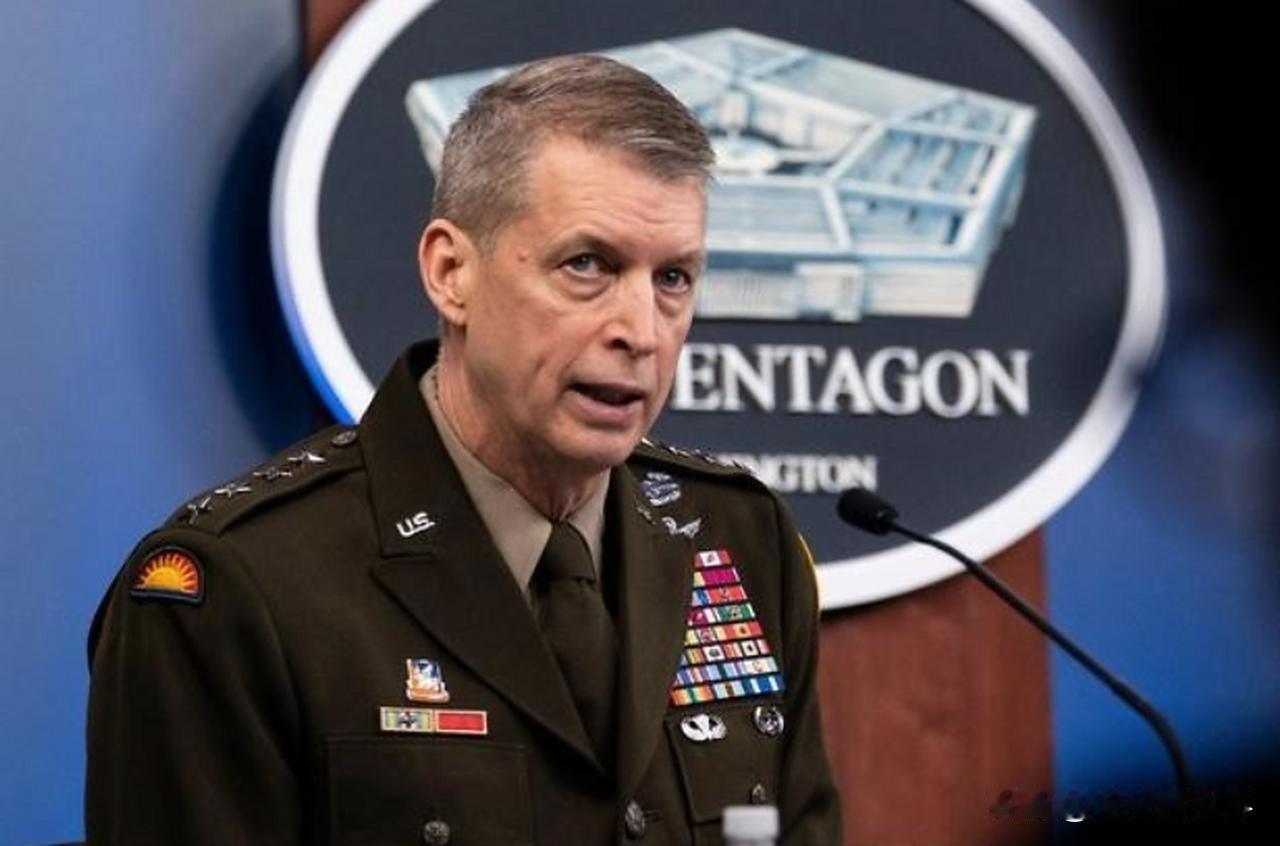 美国高调介入台湾问题，说白了就是为了自己那点私利。从经济上看，它对台湾半导体产业