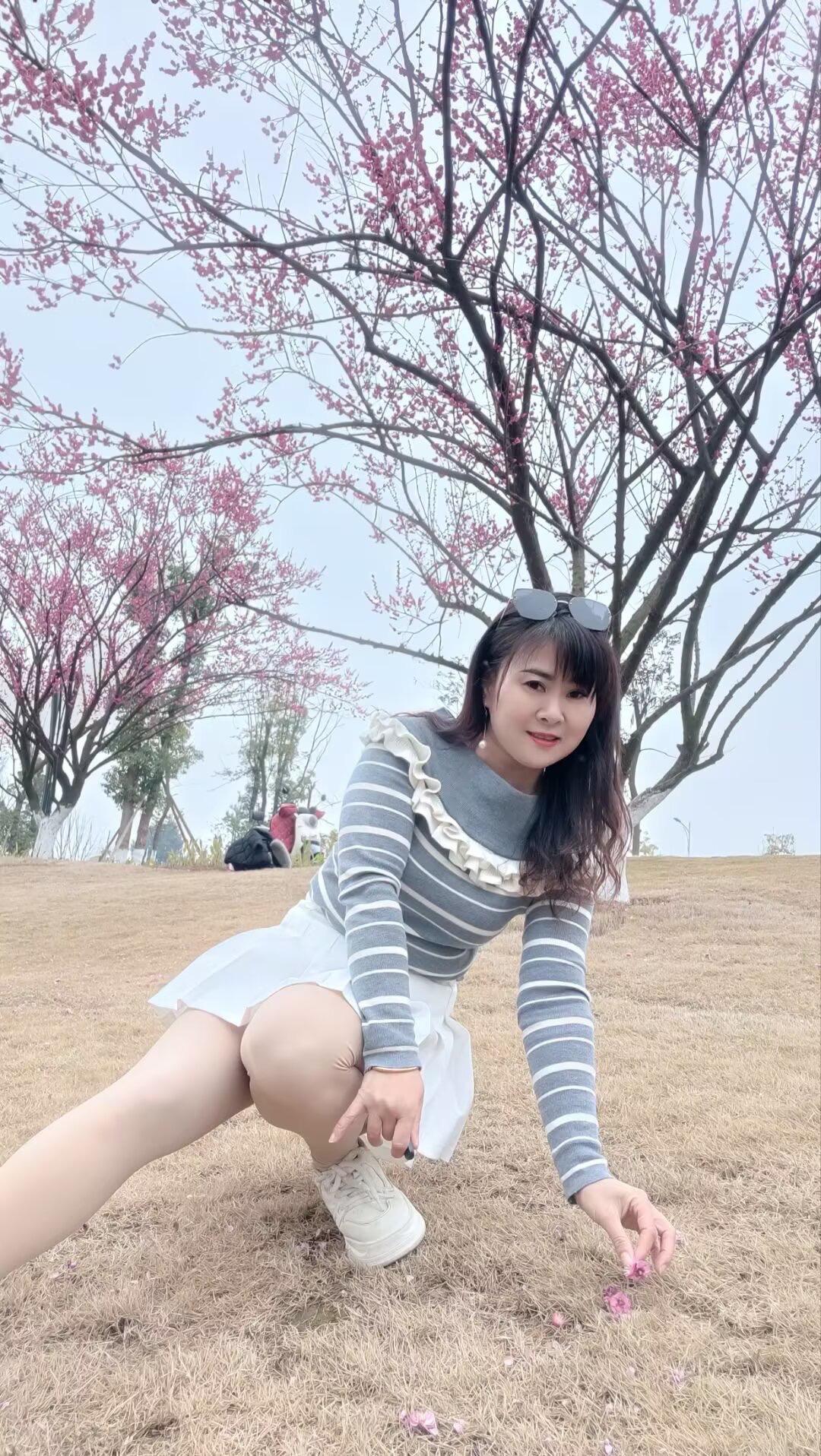 自己的路想咋走咋走，别人的嘴爱咋说咋说，这个世界就是这样，你做的再好...