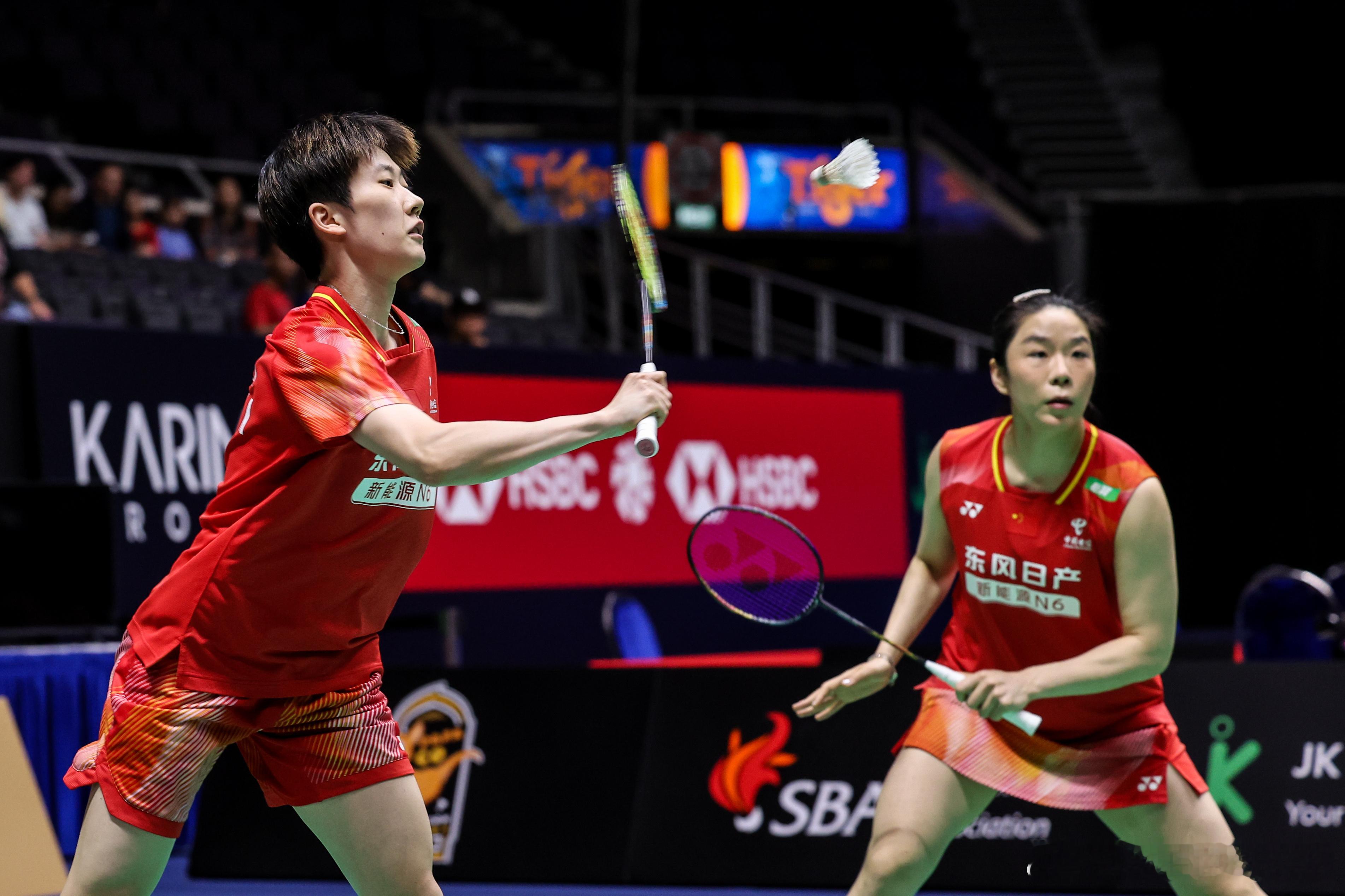 2026年新加坡羽毛球公开赛 次轮赛况🔥贾一凡/张殊贤21-10 21-6本吉