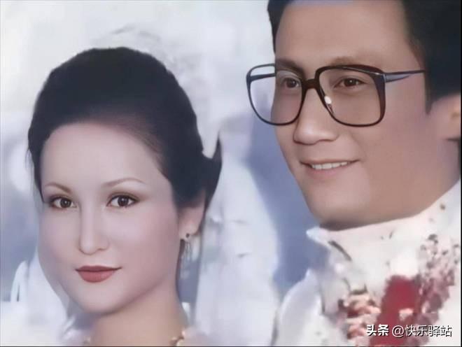 1985年，谢贤欠下了1600万赌债，被逼债，走投无路，妻子狄波拉经谢贤同意后，