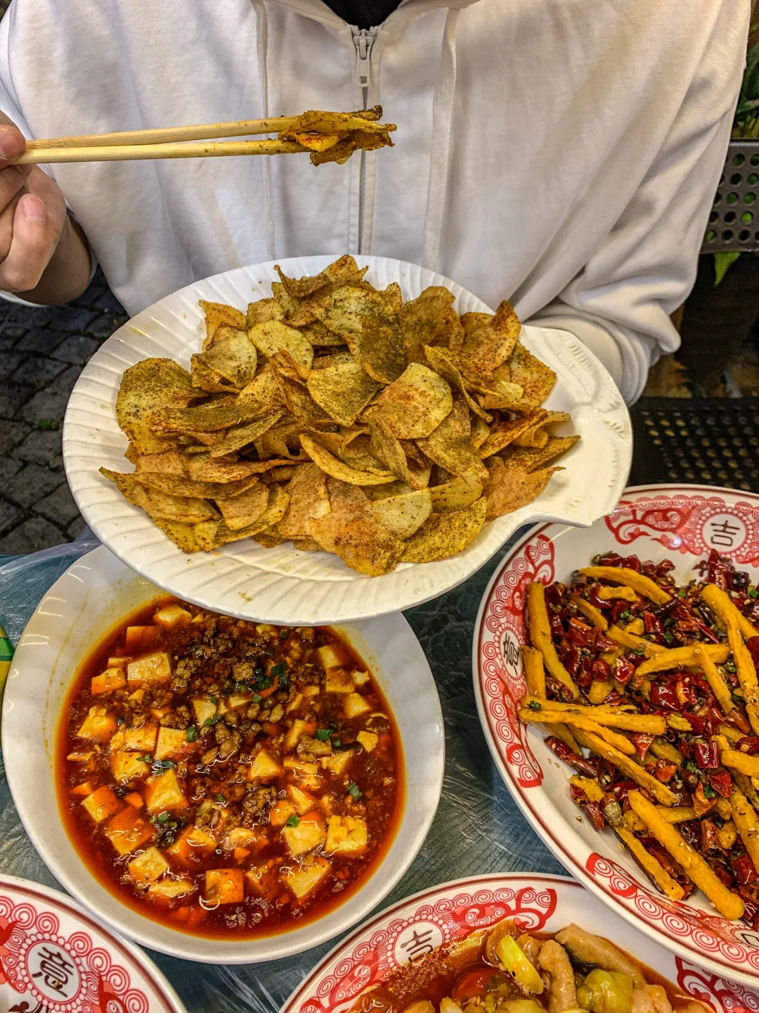 馋哭路过的大叔，我愿称之为川菜天花板✔