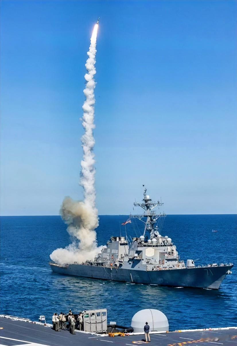 虚张声势！特朗普被嘲讽根本不敢入侵委内瑞拉！美国总统特朗普警告关闭委内瑞拉临空后