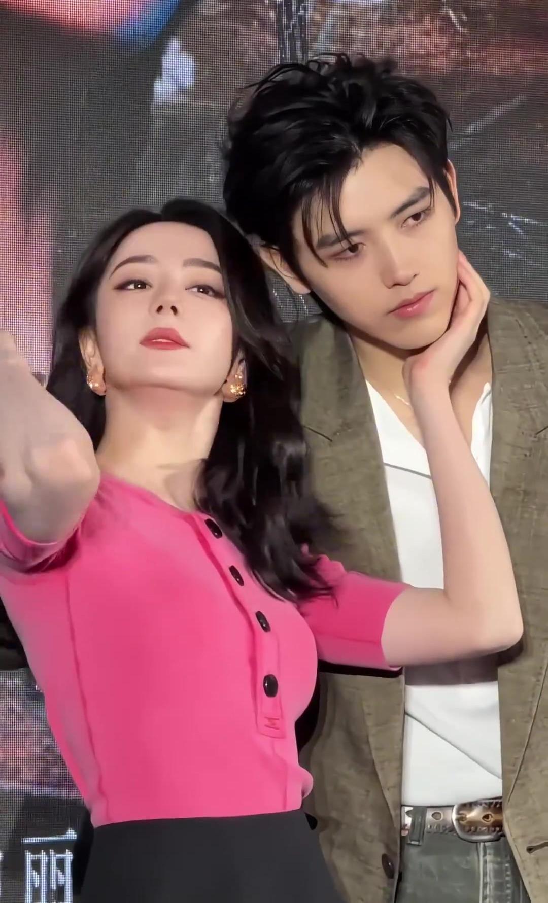 白日提灯  迪丽热巴 张俪