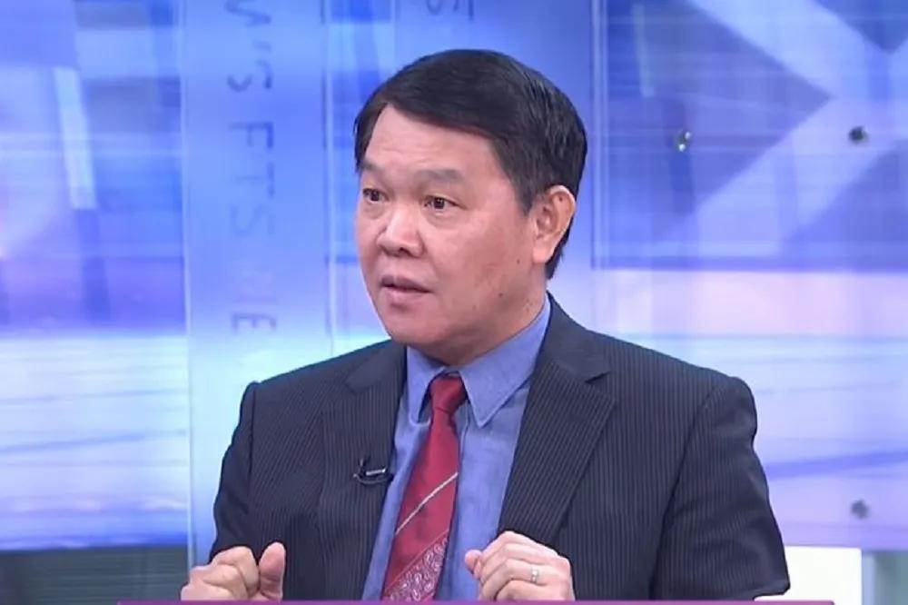 “统一之后由中央政府和解放军担负起台湾的防卫职责，这是最高等级的安全保障，以后再