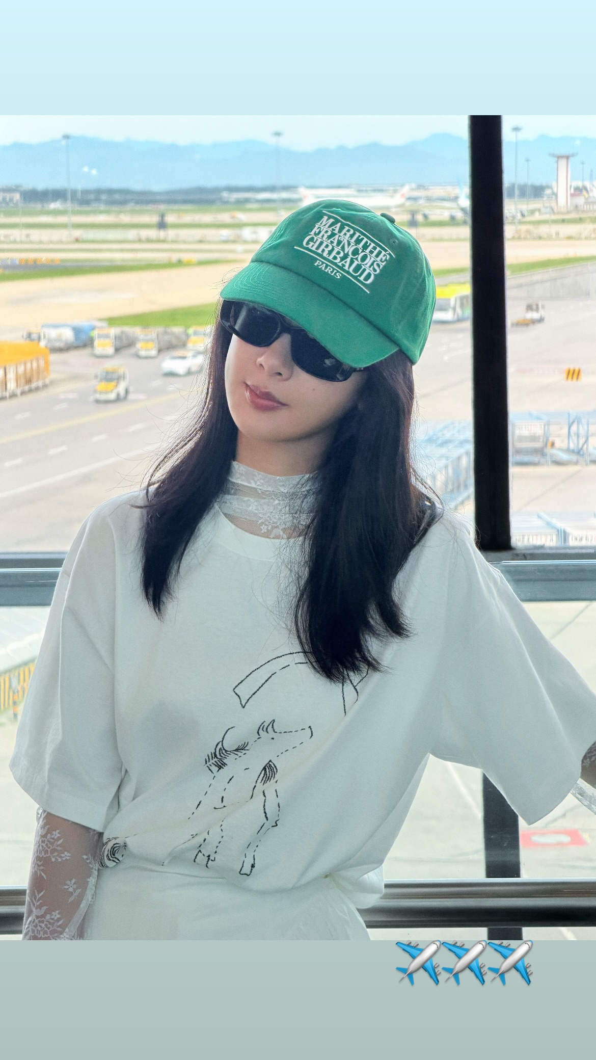 杨紫 yz杨紫董竹君 yz杨紫全网告黑 铺陈纸笔，情字里写满你；花开十里，片片为
