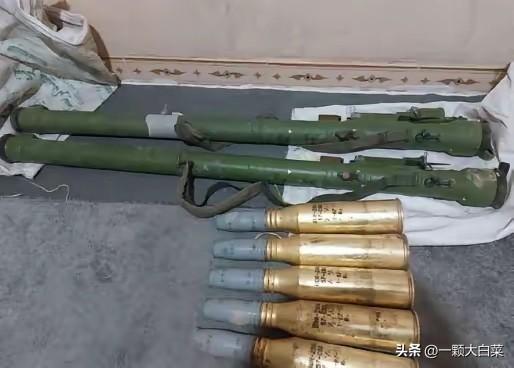 目标果然不是哈尔格岛，伊朗最后关头醒悟了，果断出手缴获大批武器！

​根据伊朗情