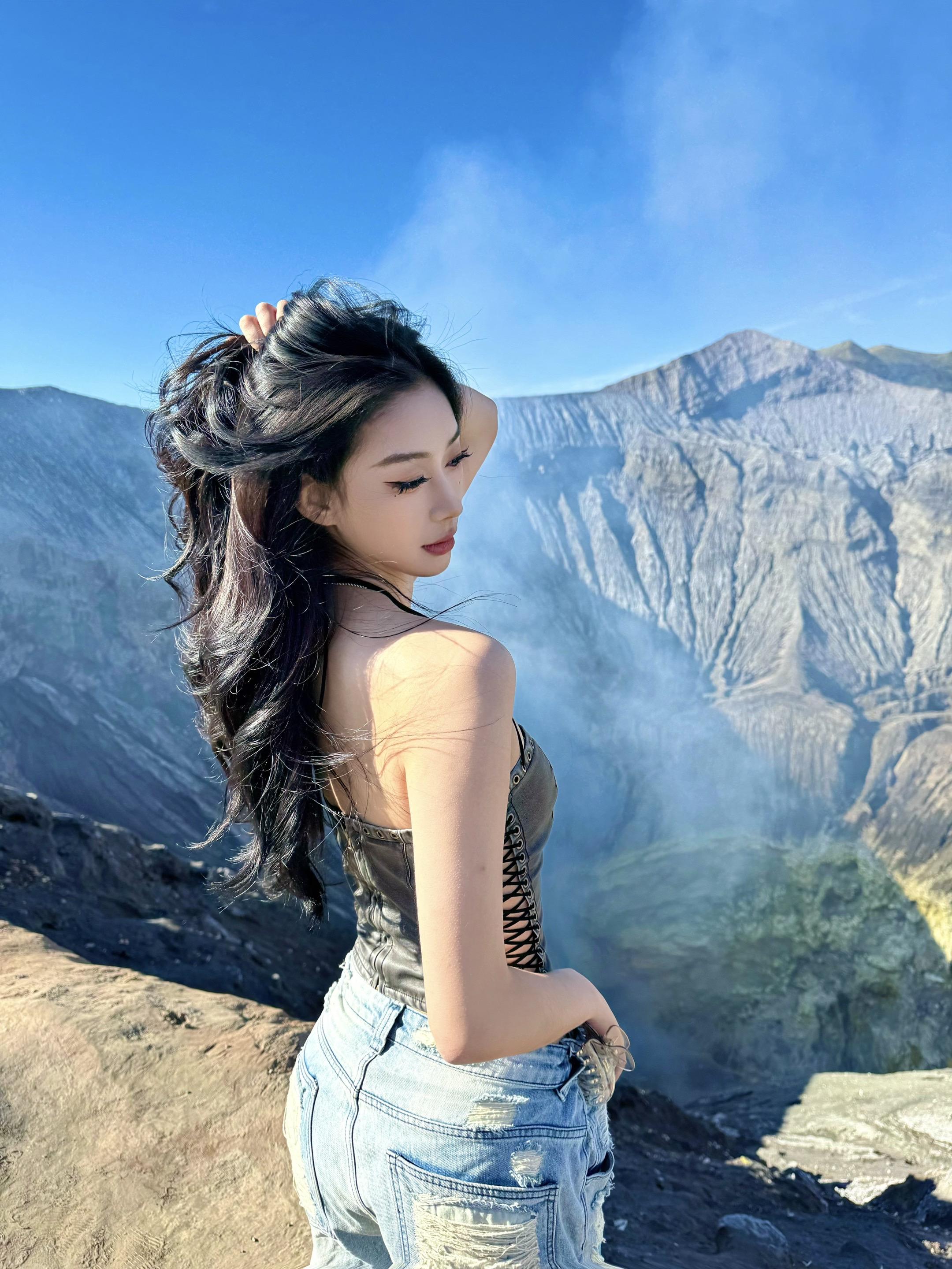 向上的生命力比皮囊更有杀伤。