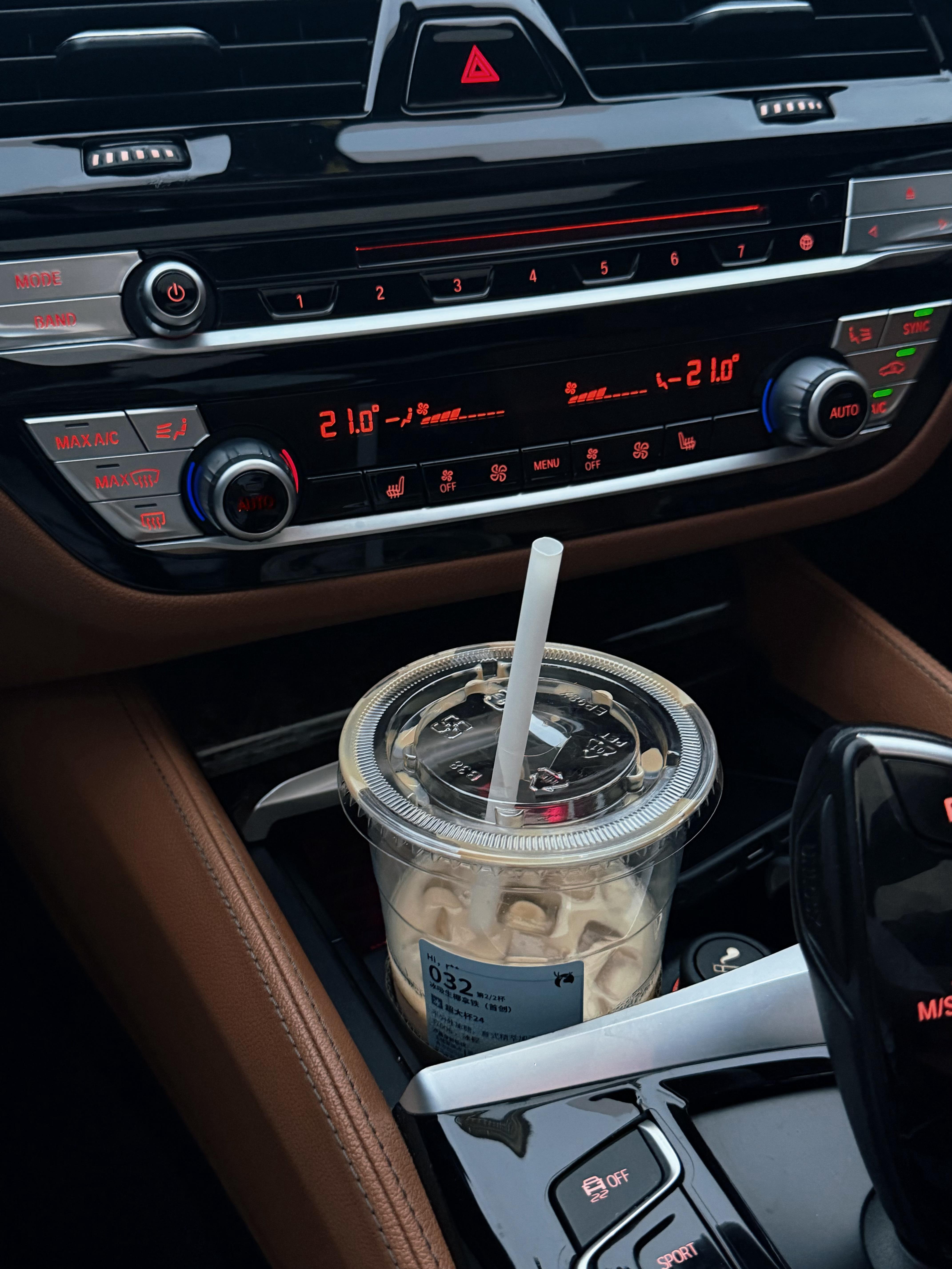 生活百般滋味，人生需要笑对 