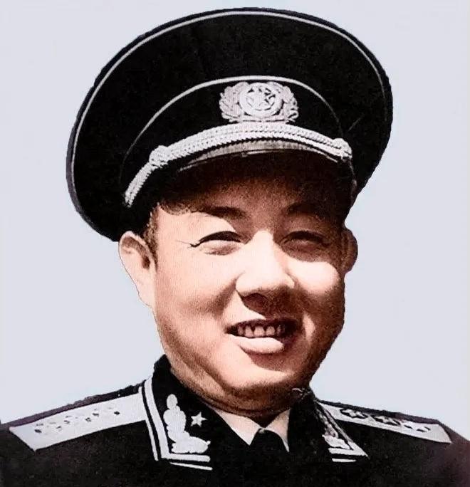 1957年一天，开国上将苏振华从基层调研回家，与妻子孟玮因小事吵了几句，谁知孟玮