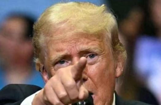 北京时间2月1日，特朗普向全世界喊话：美国愿意坐下来与伊朗达成协议。实在太可笑吧