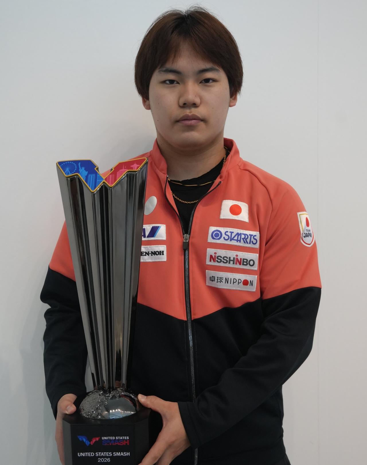 松岛辉空放话了！
如果自己能拿到奥运男单冠军
紧接着就会当场宣布一件大事，就是当