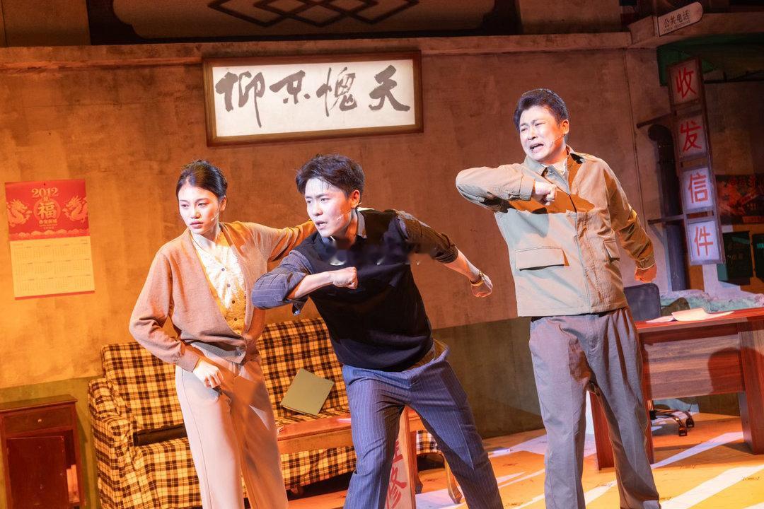 长沙本名话剧五一后湖上演一座城最动人的地方，往往不只在风景里，也在街巷、人情和日
