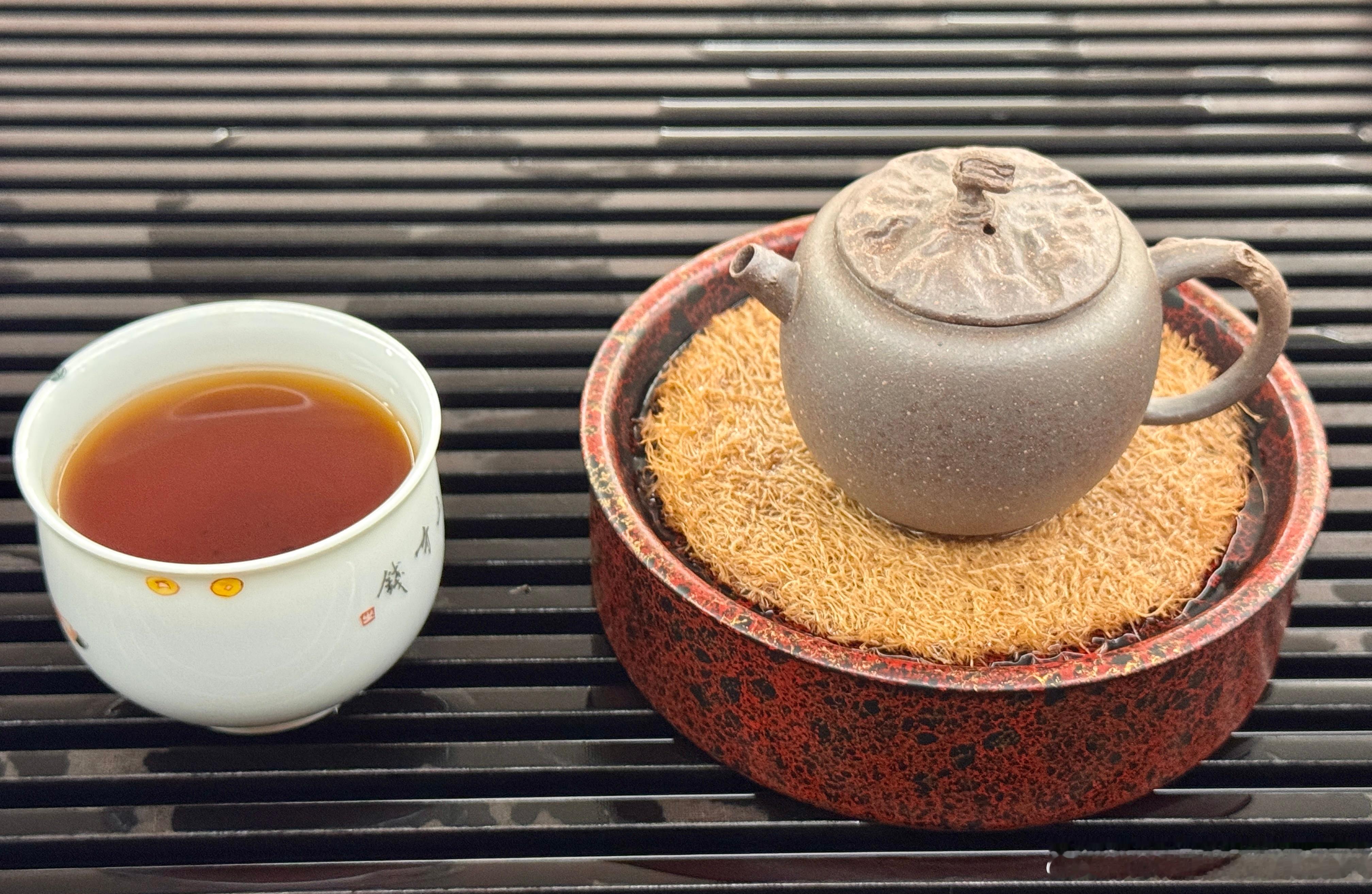 揾食艰难啊，不如饮茶！有的时候防守才是最好的进攻！本金为王。 ​​​