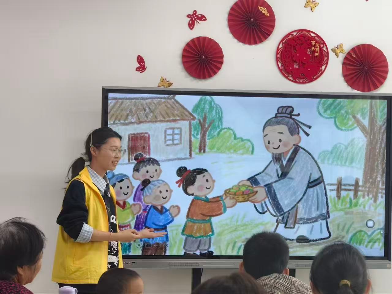 秦岭笑谈 【荣校映童心 薪火传社区】曲阜师范大学寒假社会实践为深化荣校情怀，践行