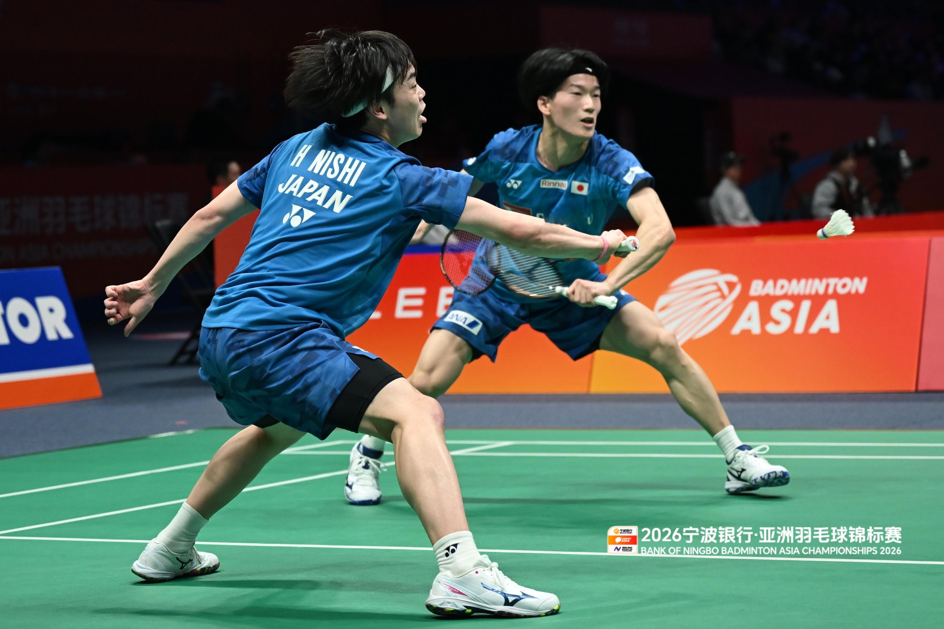 熊谷翔/西大辉🇯🇵 20-22、21-17、22-20 🇹🇭佩拉查伊/帕