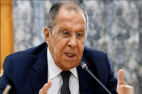 老毛子外长那句话，真是绝了。
一针见血，直接把特朗普那点心思给戳穿了：他不是烦中