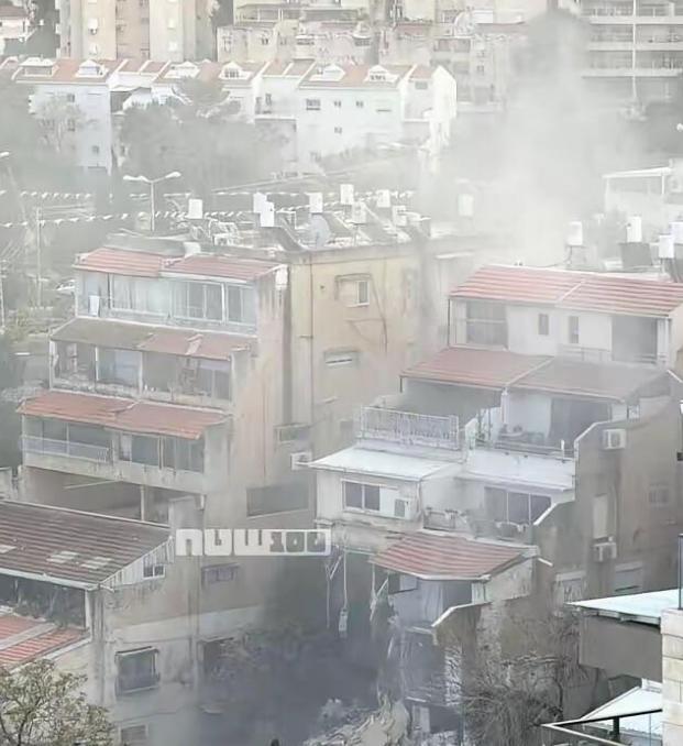 终于知道，以色列为什么会同意停火了。

一颗没爆炸的导弹，让局面忽然透亮了点。