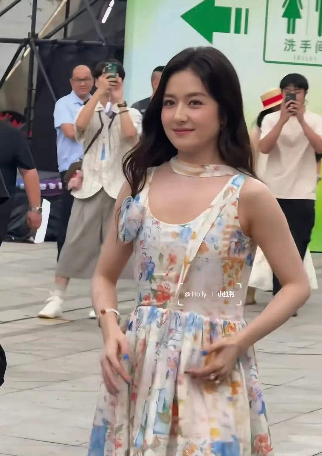 少说十斤吧……是又恋爱了吗Landy 