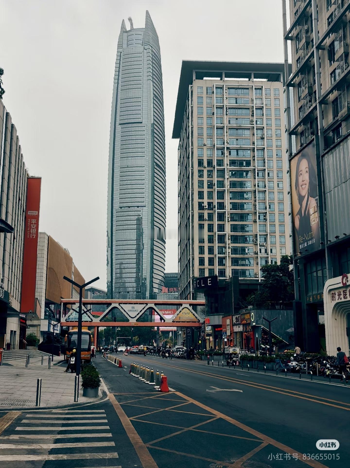 某网友拍的东莞，是不是和你想象中的有点不一样？ 