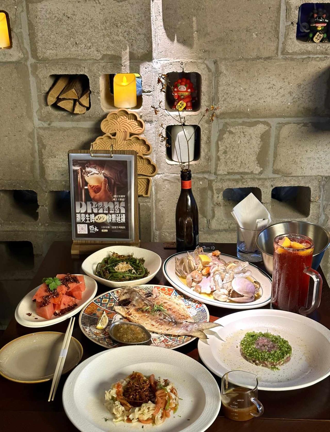 广州创意直火料理｜酉木🥂
炭烤熟成马友鱼🐟
用木、炭等明火锁牢油脂，鱼肉绵润