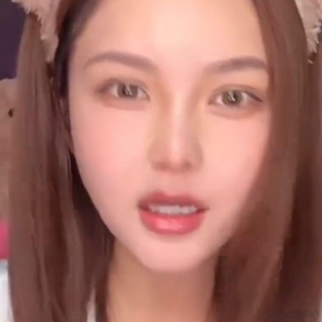 周扬青回应只谈姐弟恋周扬青坦言自己36岁的年龄导致择偶范围受限，认为同龄男性中符