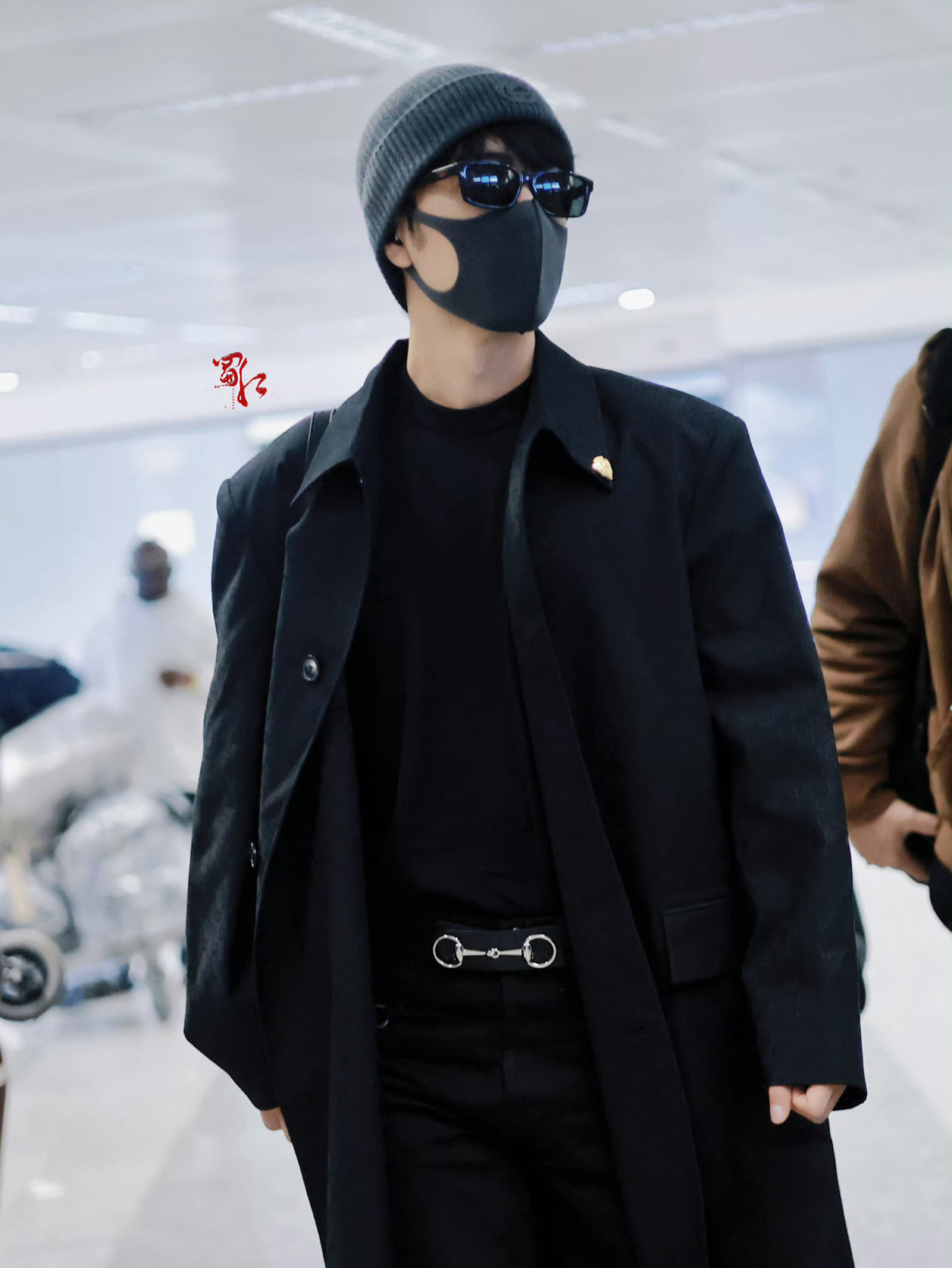 肖战刚到米兰就上了世趋，巨星真的是全球爆，期待肖战闪耀米兰 肖战的保镖*肖战米兰