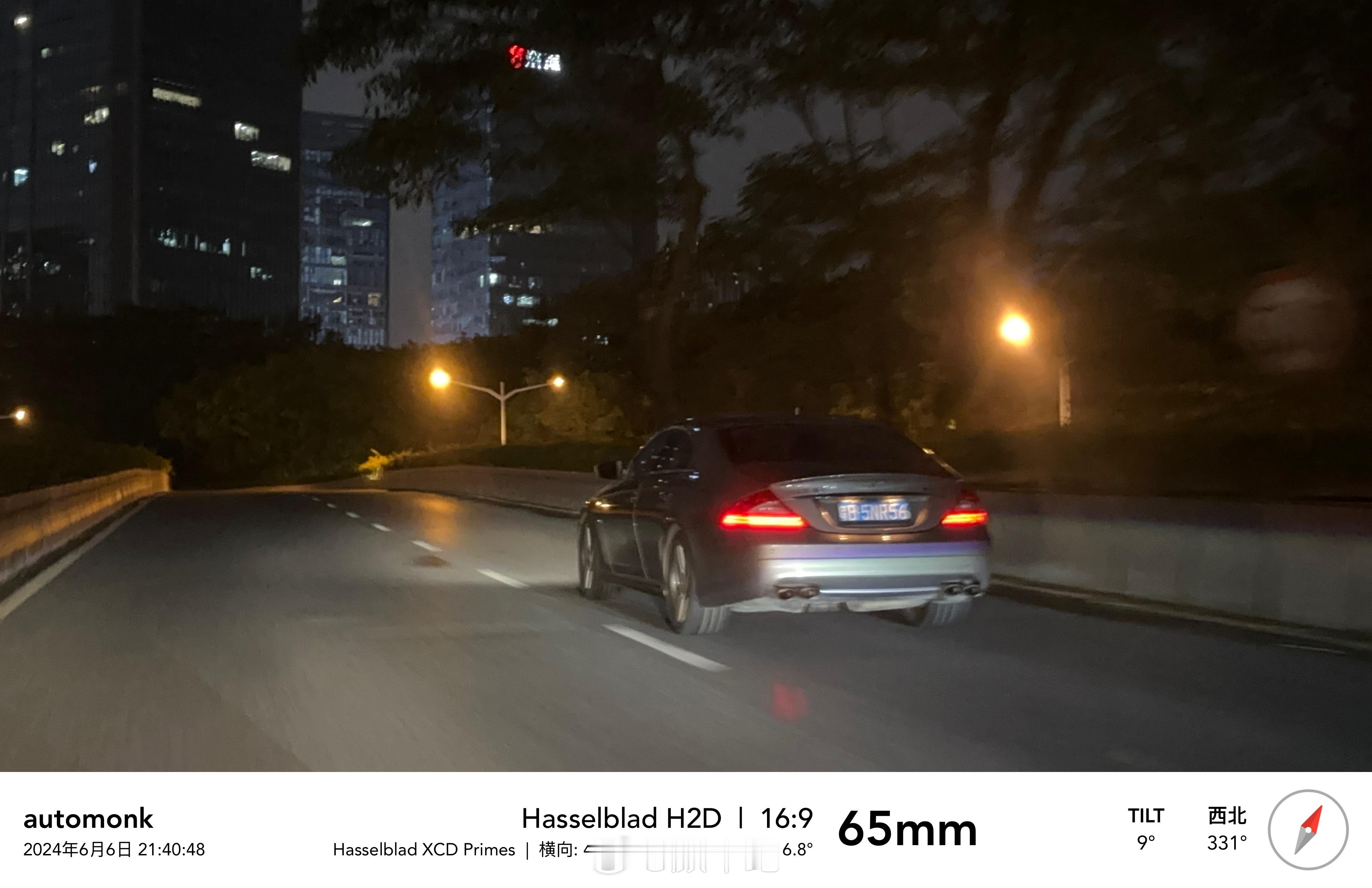 CLS63 AMG （C219）太帅了，和宝马M6（E63）都是同时代的高性能轿