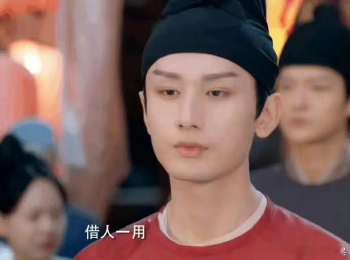 成毅这个古装造型也太虐了吧，怪不得一直用那个半永久的发型呢 ​​​