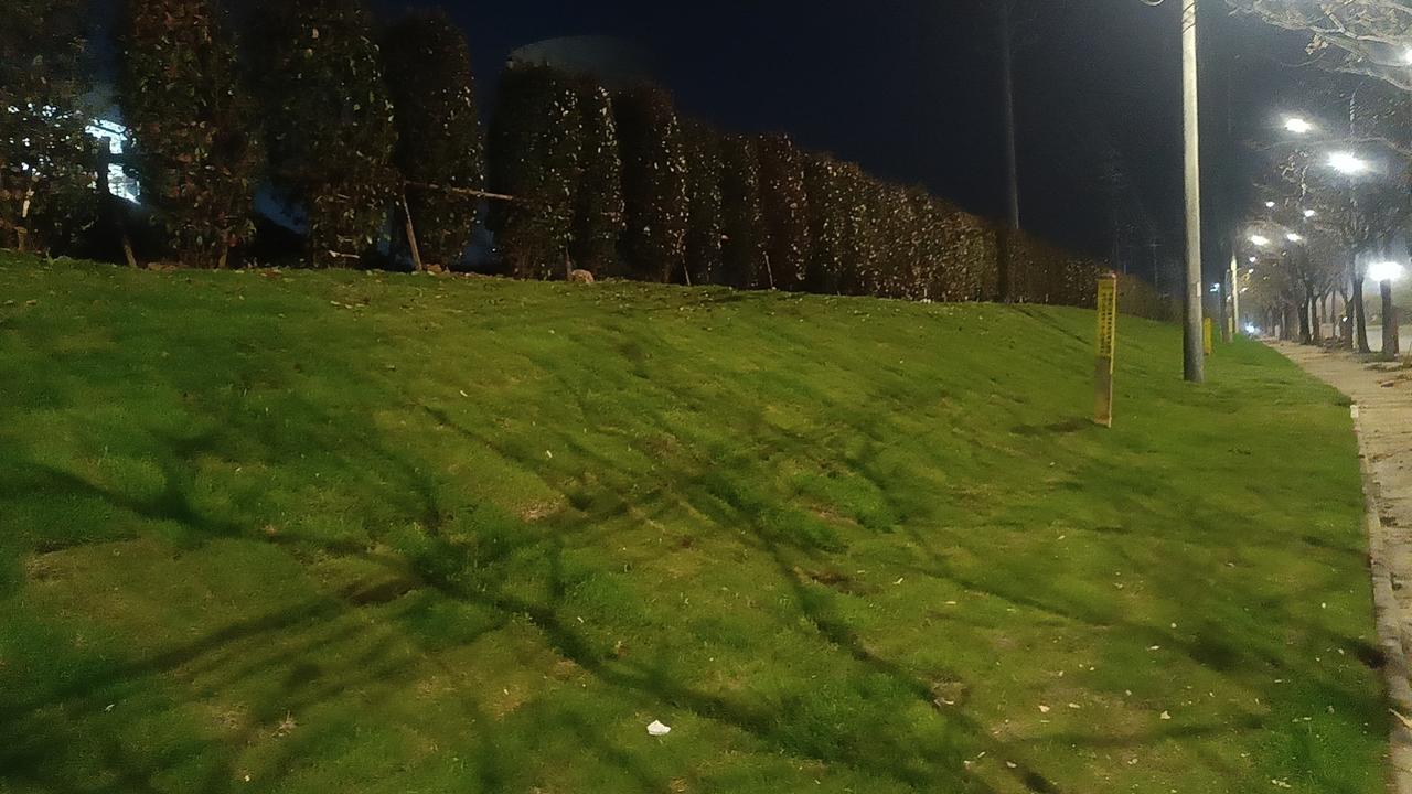 你家微波炉加热均匀吗?巧用微波炉，加热均匀更省心
 
很多人使用微波炉时，常会遇