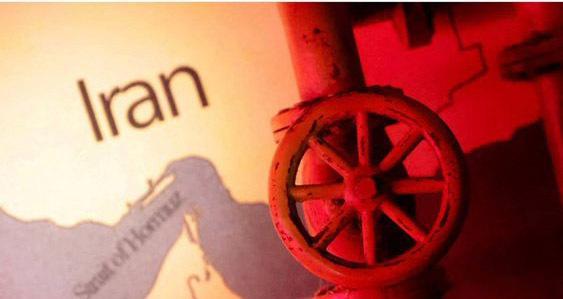 美媒，美国海军尚未准备好协助航运公司护送油轮通过霍尔木兹海峡。美国海军在简报中给