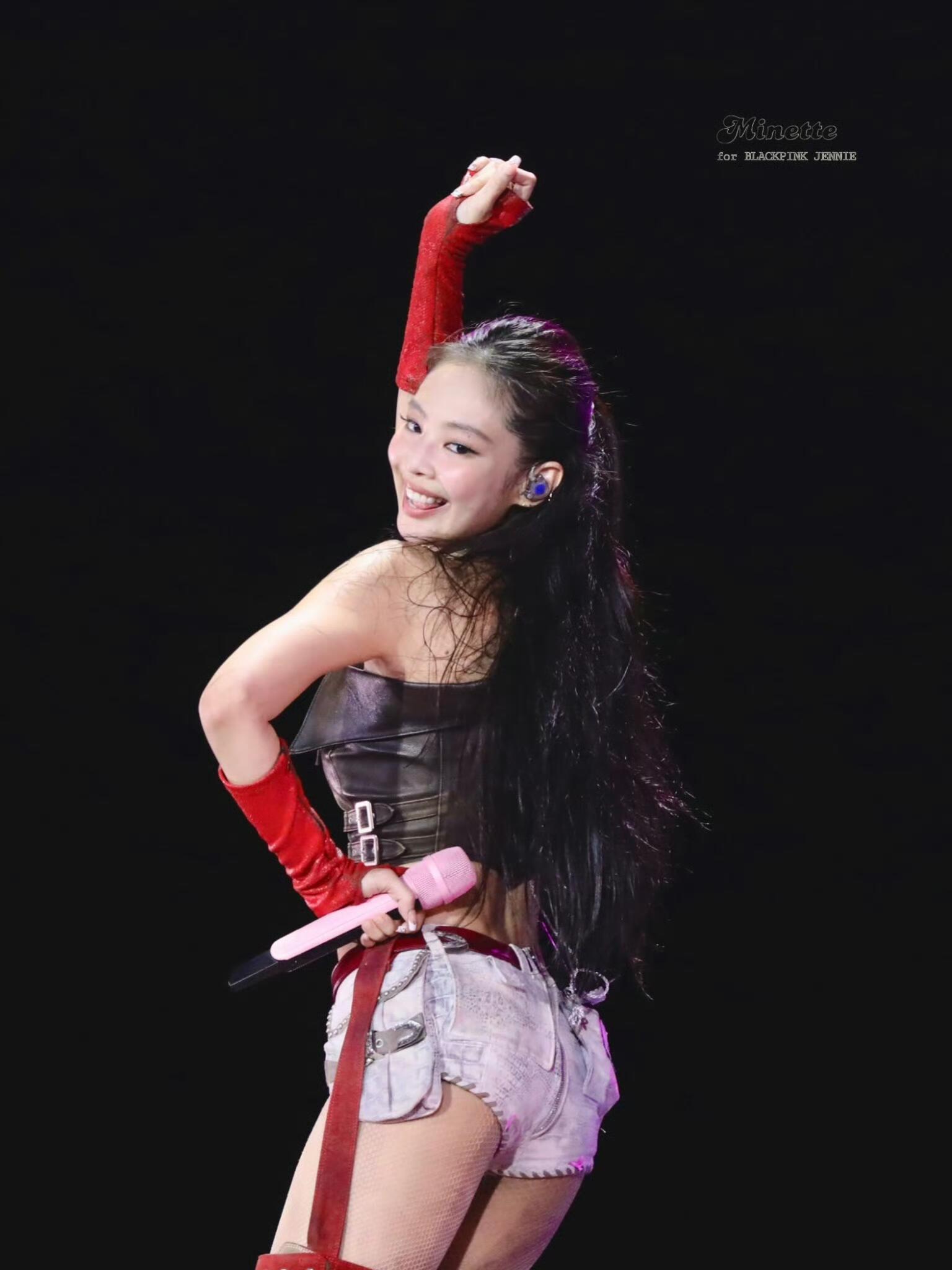 Jennie站姐新图！太美了啊啊啊呜呜呜🥹 