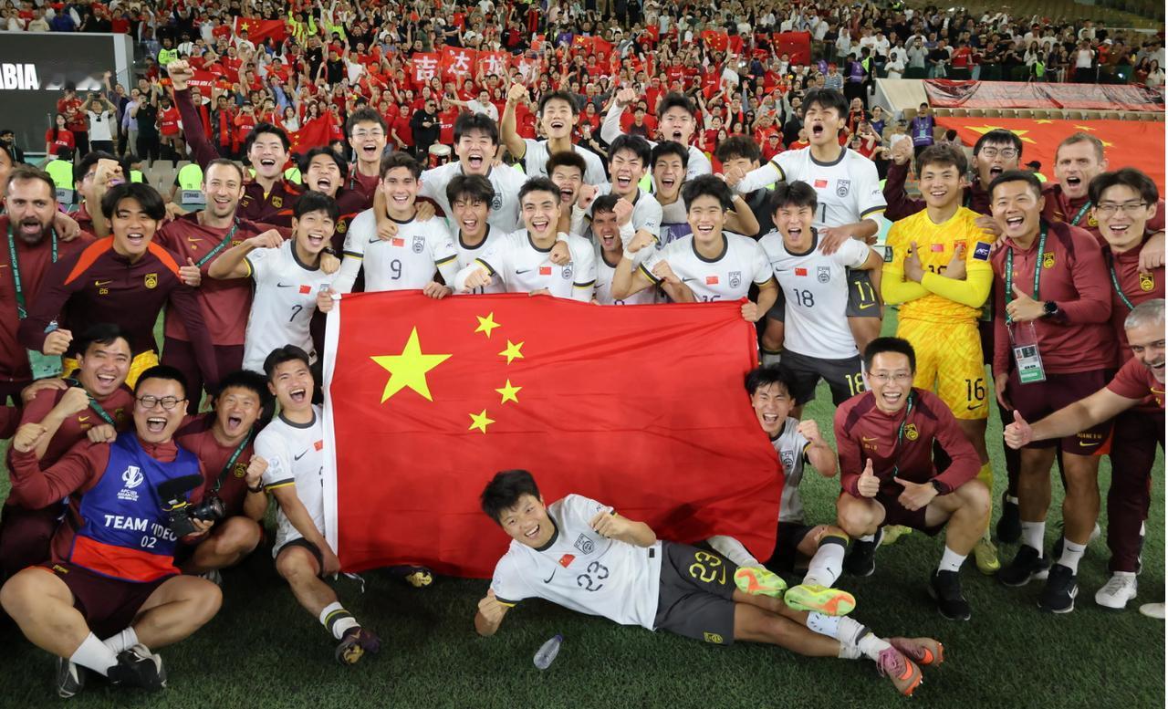 现阶段中国足球需要的是信仰和精神！我国u23球队终于打进亚洲杯决赛了，这是历史第
