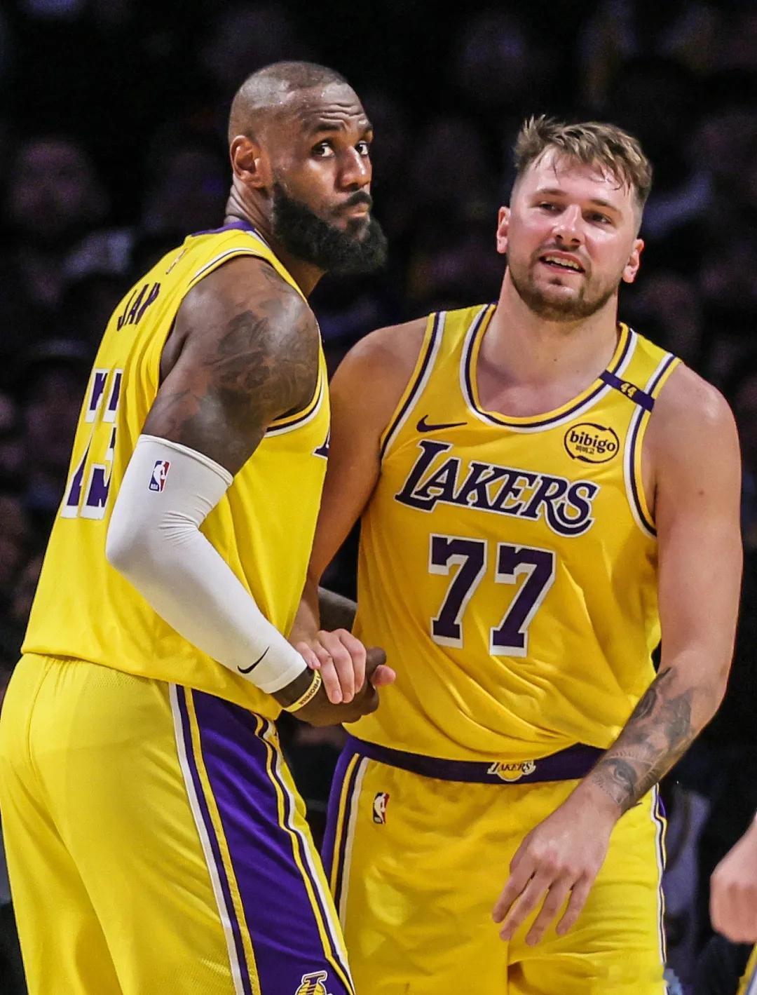 今日NBA官方公布新赛季完整赛程，据悉，湖人新赛季共有34场全美直播比赛，并列联