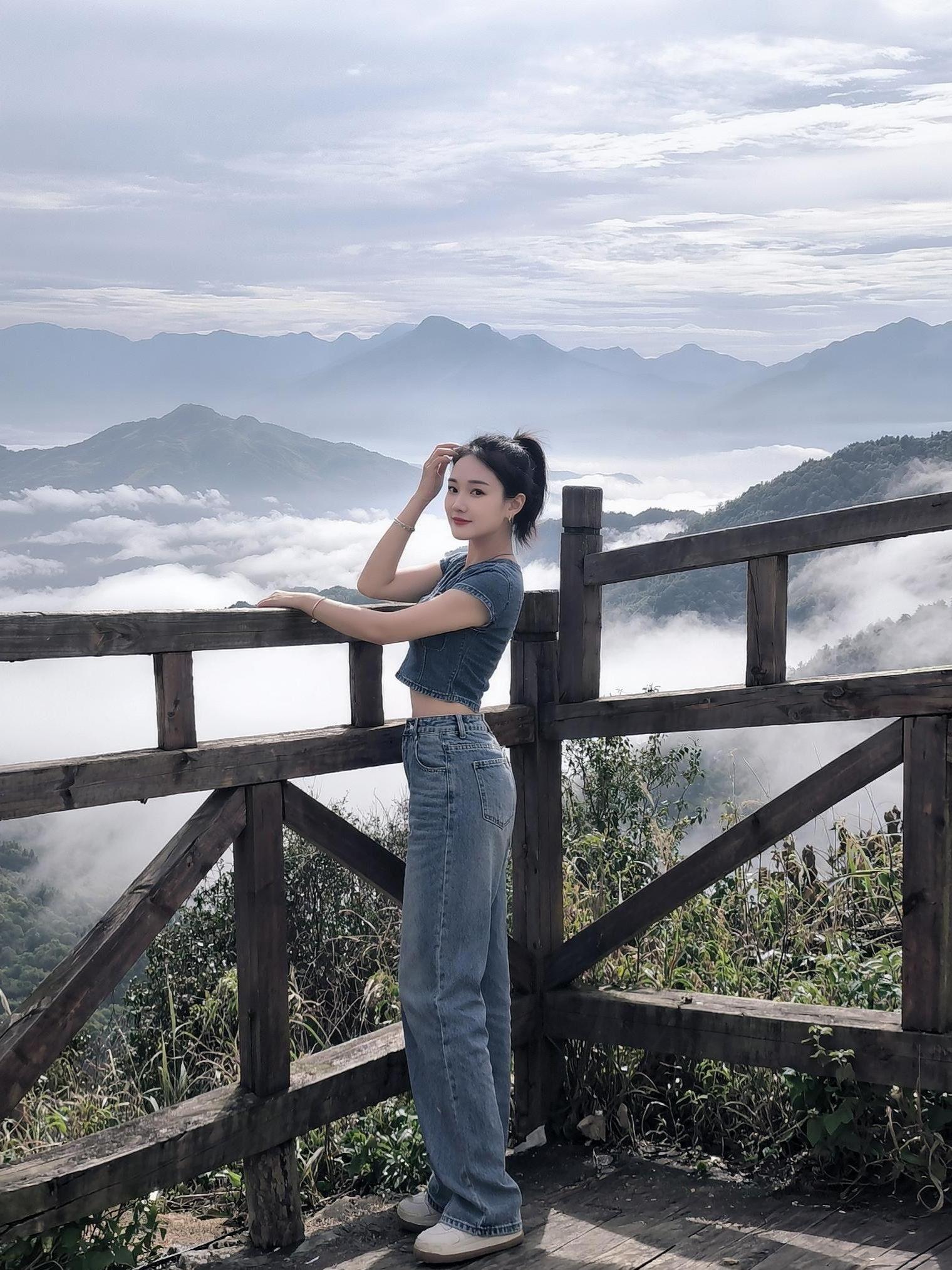 云海生活照  分享今日ootd穿搭 每天一套穿搭分享
