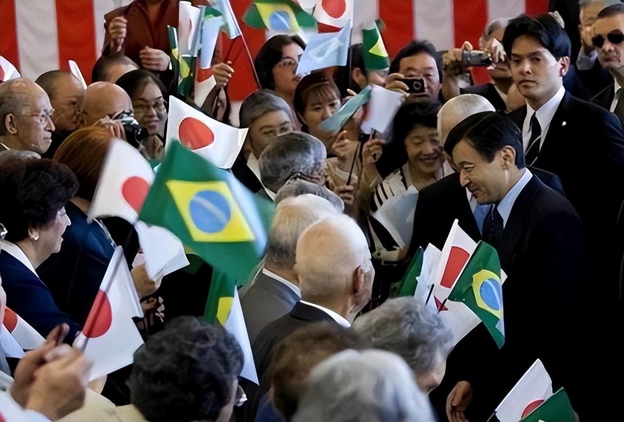 日本在巴西疯狂买地，超自身国土 3 倍，移民 200 多万，背后有何阴谋？

南