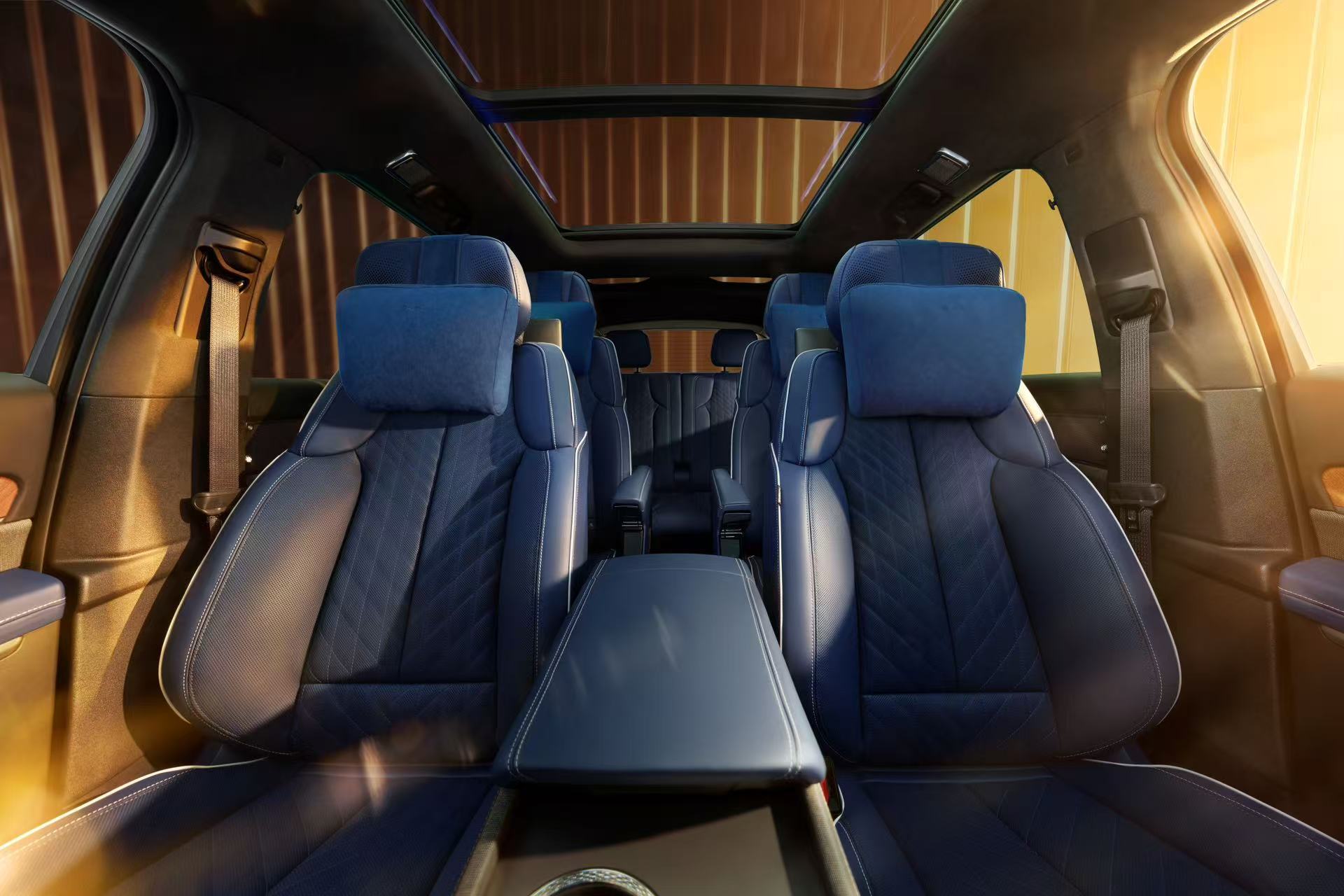 倪妮为什么不抢C位 来了！凯迪拉克凯威德重磅上市！作为凯迪拉克纯电家族的新成员，