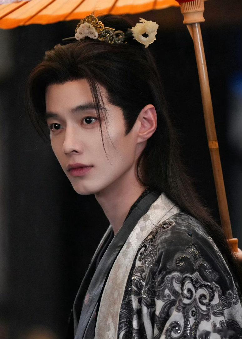 百花杀CP可以热门也可以邪门百花杀 太子咳嗽两声，五哥表情管理当场下线，恨意？不
