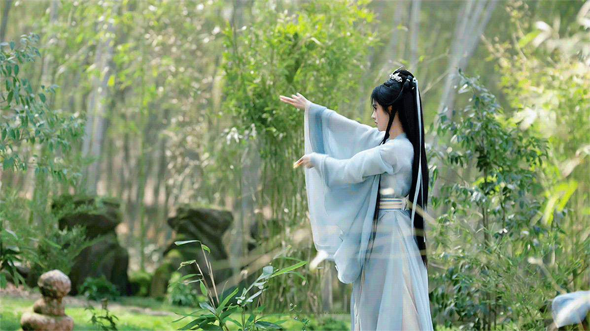 - 鞠婧祎🍃千香 姜黎非。💫🪞竹影摇青 风过竹自吟～ 
