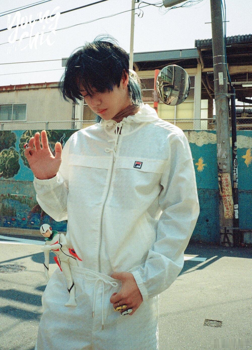 好帅的狼尾王啵！肖老师看到都要库库存图   最后一张挺有趣哈哈哈 