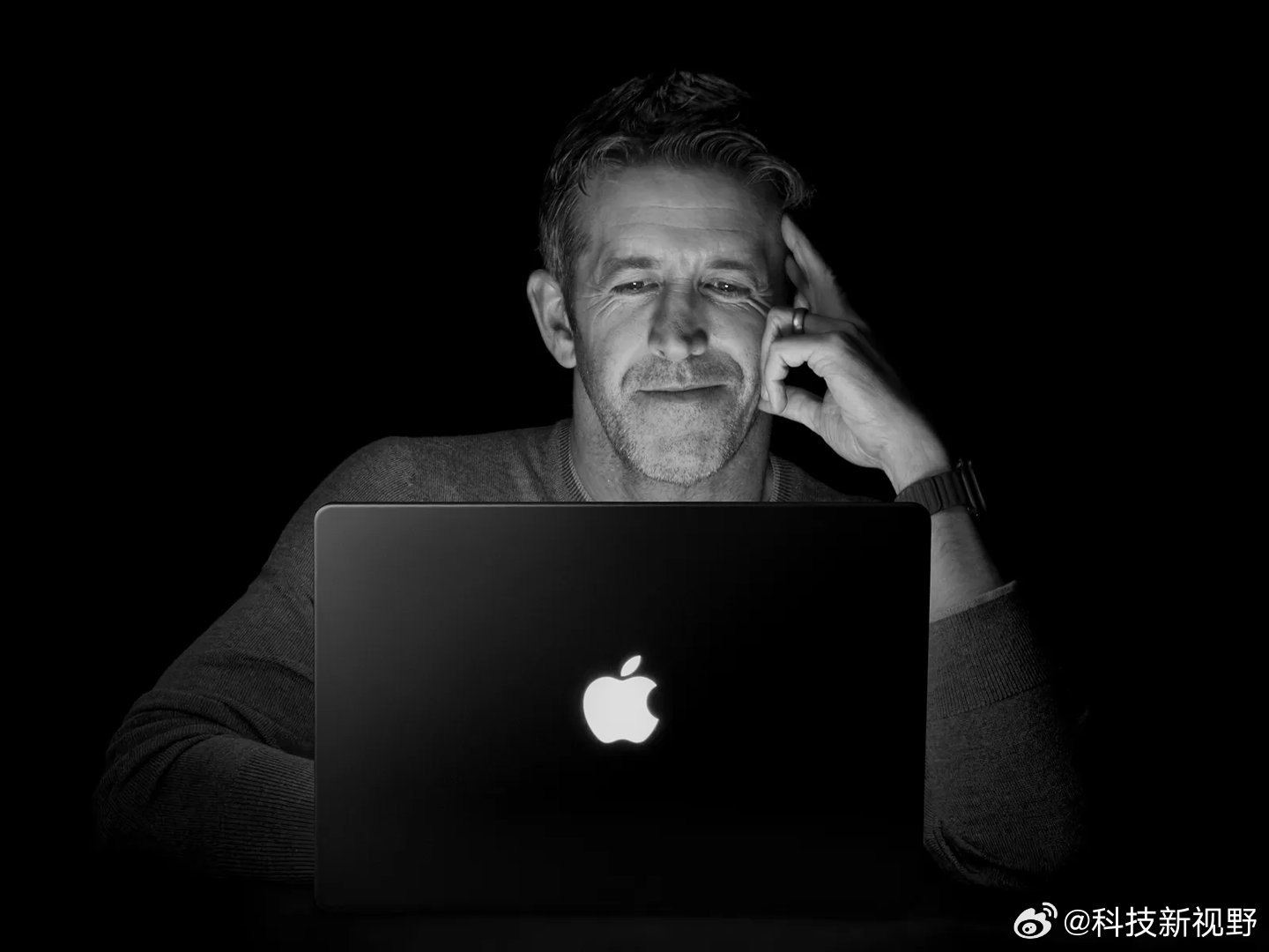 【特努斯谈打破乔布斯时代禁忌苹果高管谈为何打破乔布斯禁忌】《连线》（Wired）