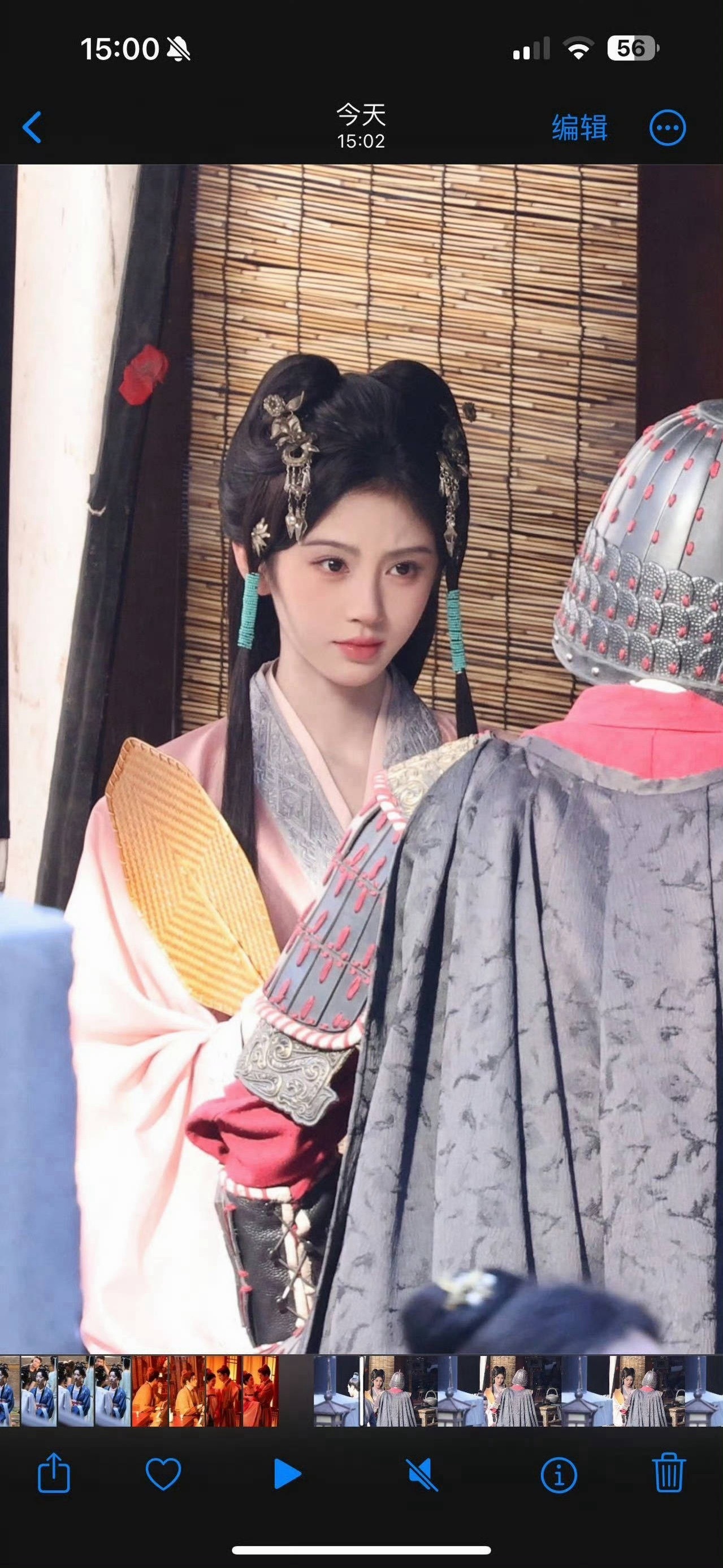 鞠婧祎万花世界路透 苏绿夏的小猫头好乖啊 