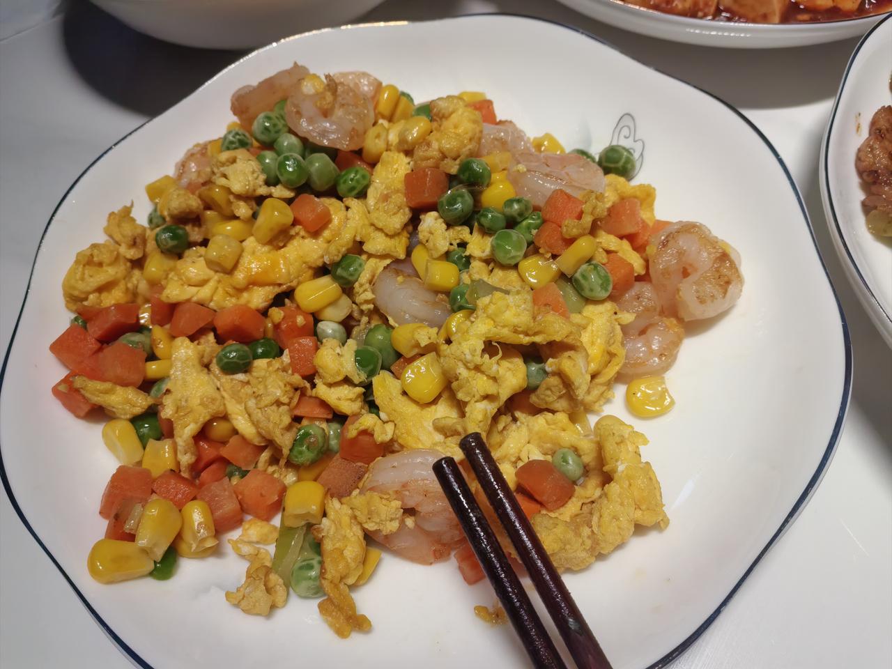逗我玩呢？昨天去相亲了 
姑娘先问我有房🏠吗，我说没有
她说没事，租房也行
她