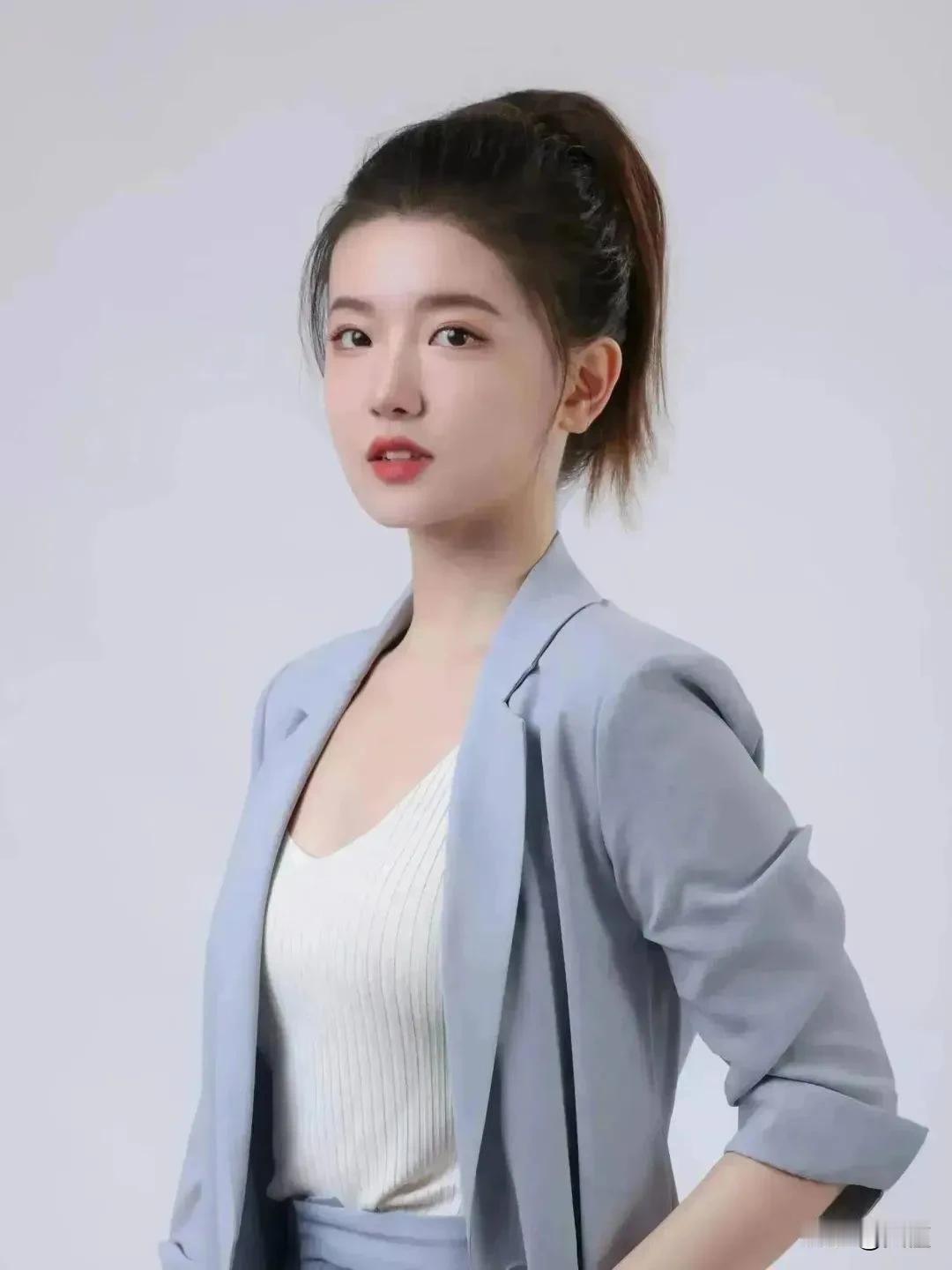 王自如只是格力的流量工具而已，之前是孟羽童，之后是王自如，未来还会有更多的流量工