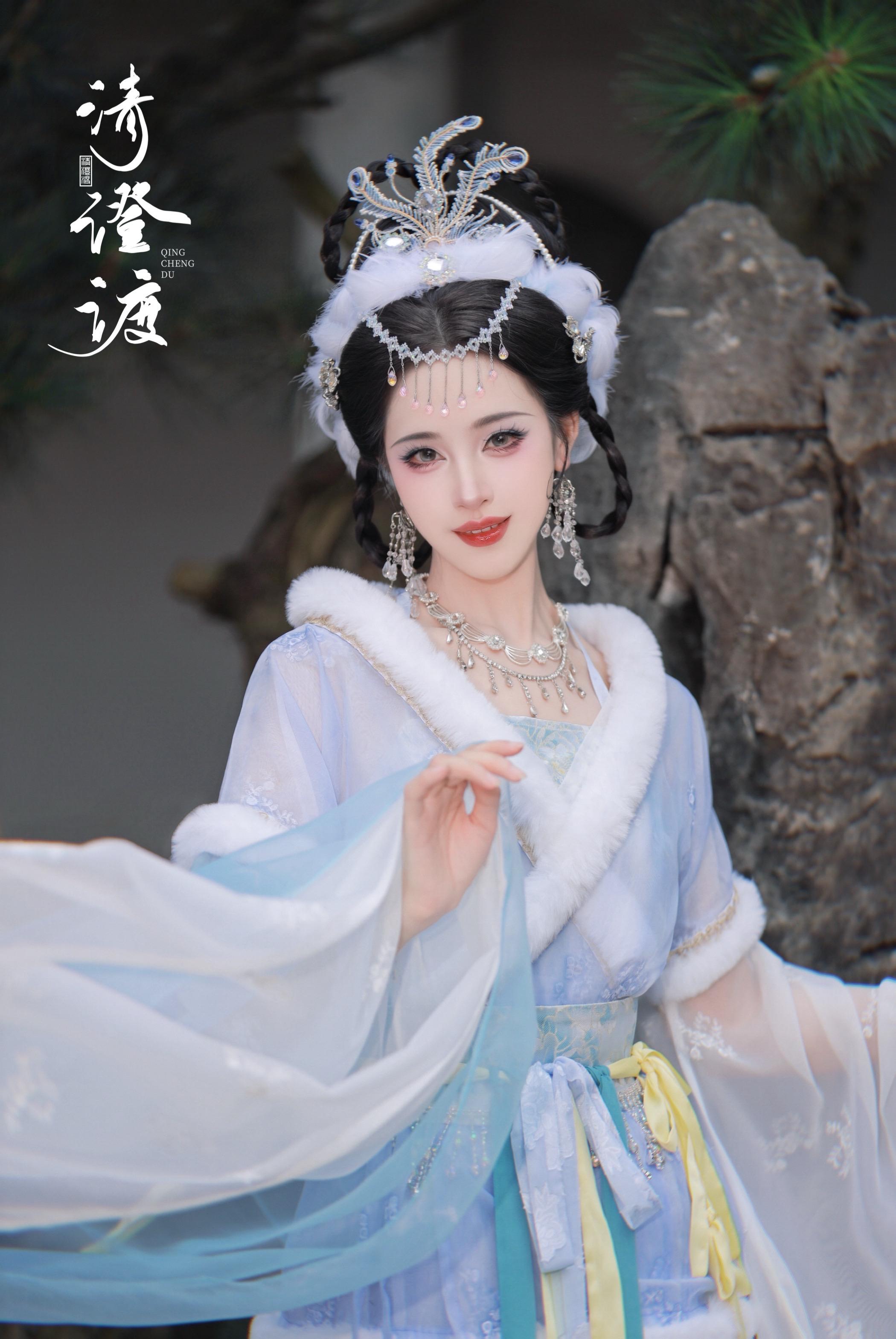 玉面狐狸。