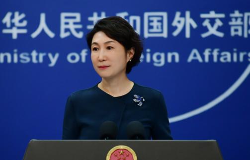 外媒提议，泽连斯基9月3日出席阅兵，并跟普京握手言和？俄乌有望元首会晤，见面地点