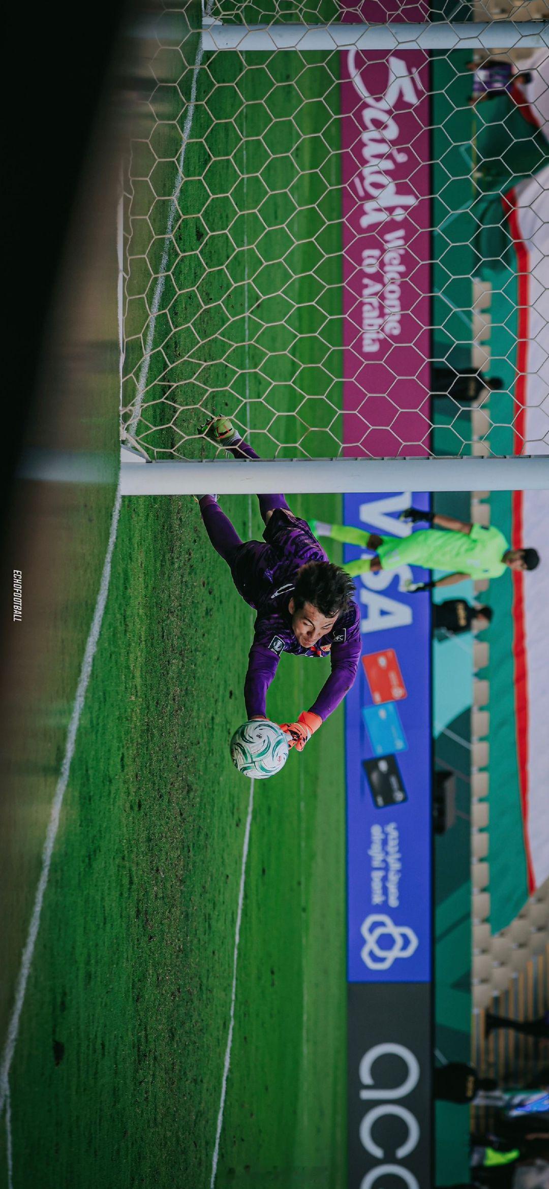 【李昊回应U23男足晋级四强】李昊发文感谢球迷支持17日，在沙特阿拉伯城市吉达进