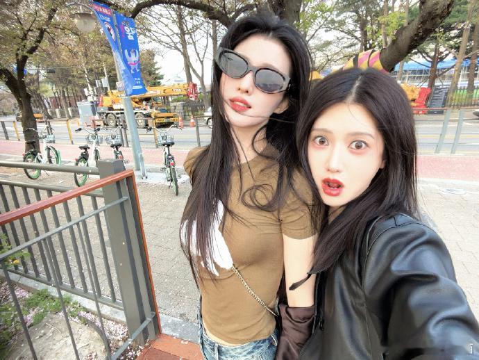 王楚然吃生腌王楚然晒生腌大餐 王楚然在线炫生腌，这顿海鲜大餐也太满足了 