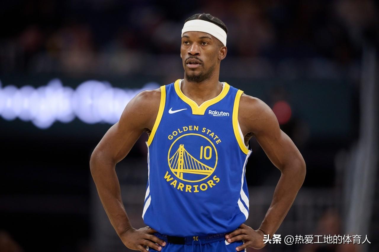 勇士客场115:123不敌独行侠，巴特勒赛季报销后勇士遭遇两连败，上一场输给猛龙