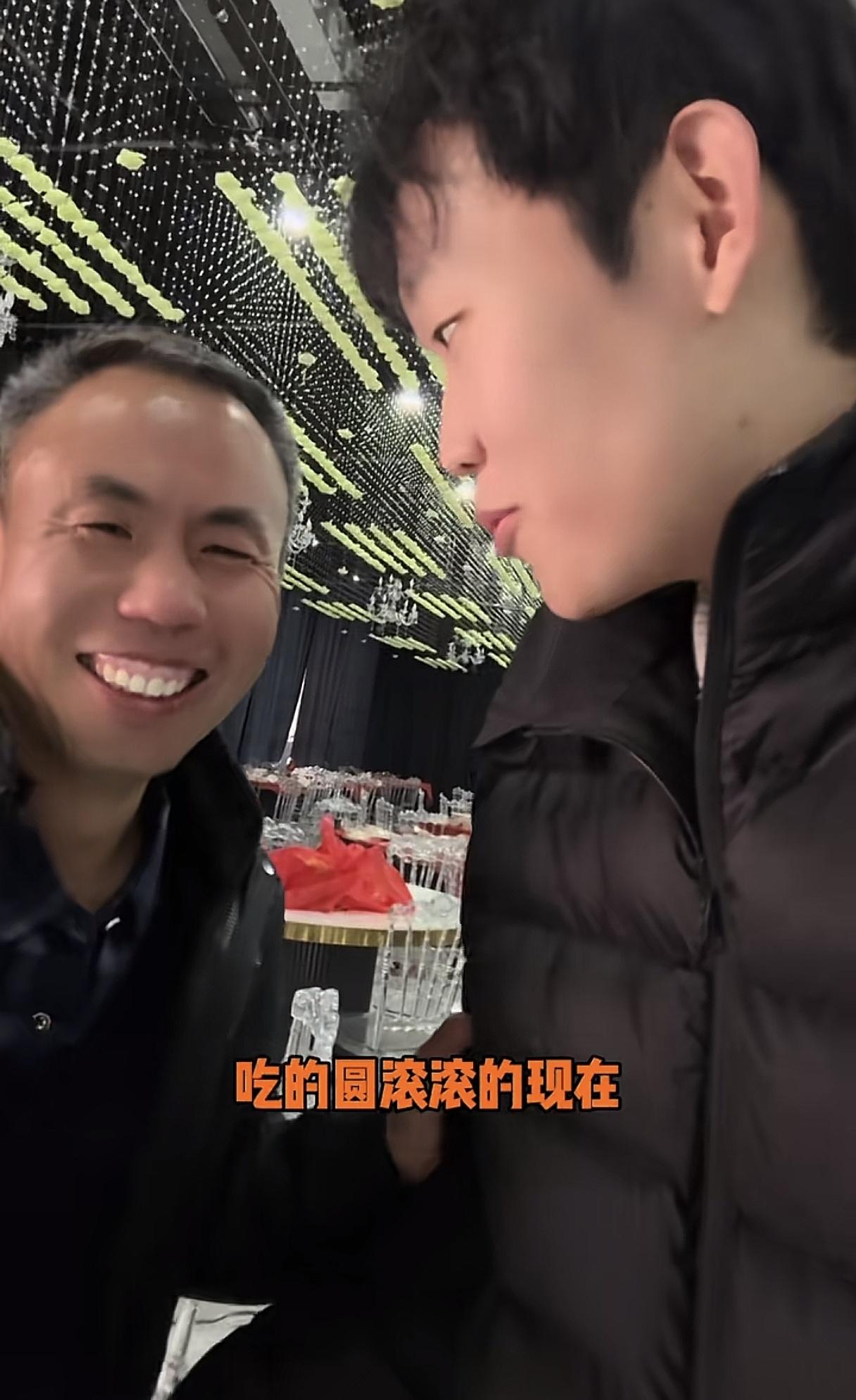 笑死了🤣姜甲儒太搞笑了，申聪爸爸让他快点结婚，他说我才19，咱们一起催我哥，他