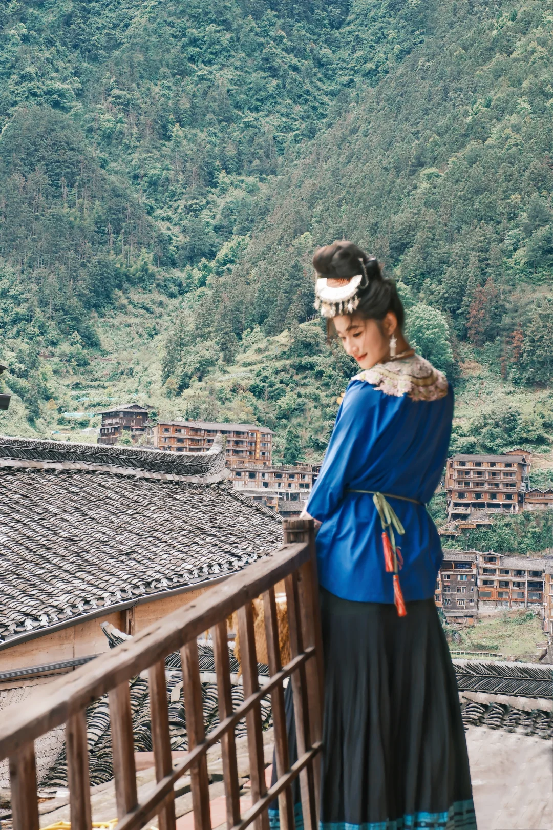 山与寨，与我